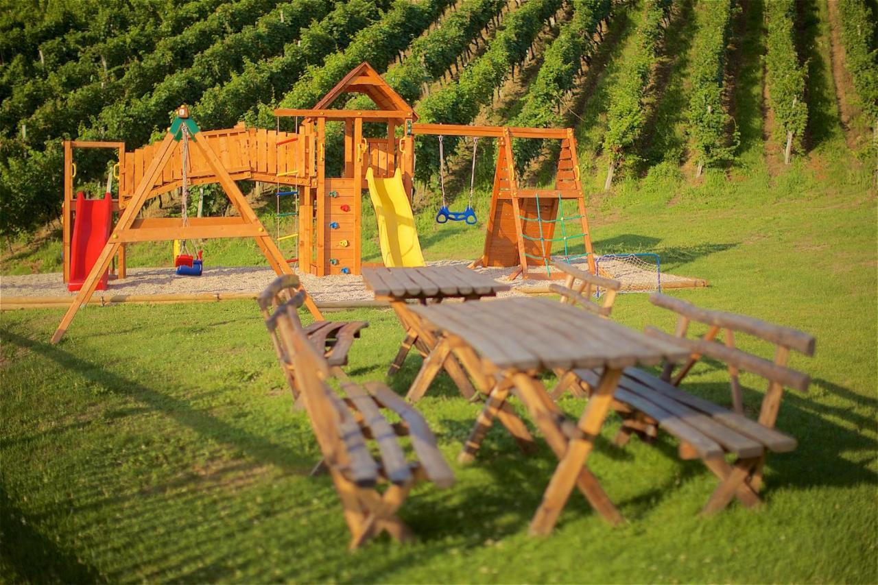 Jirsovci Tourist Farm Apartments Lovrec מראה חיצוני תמונה