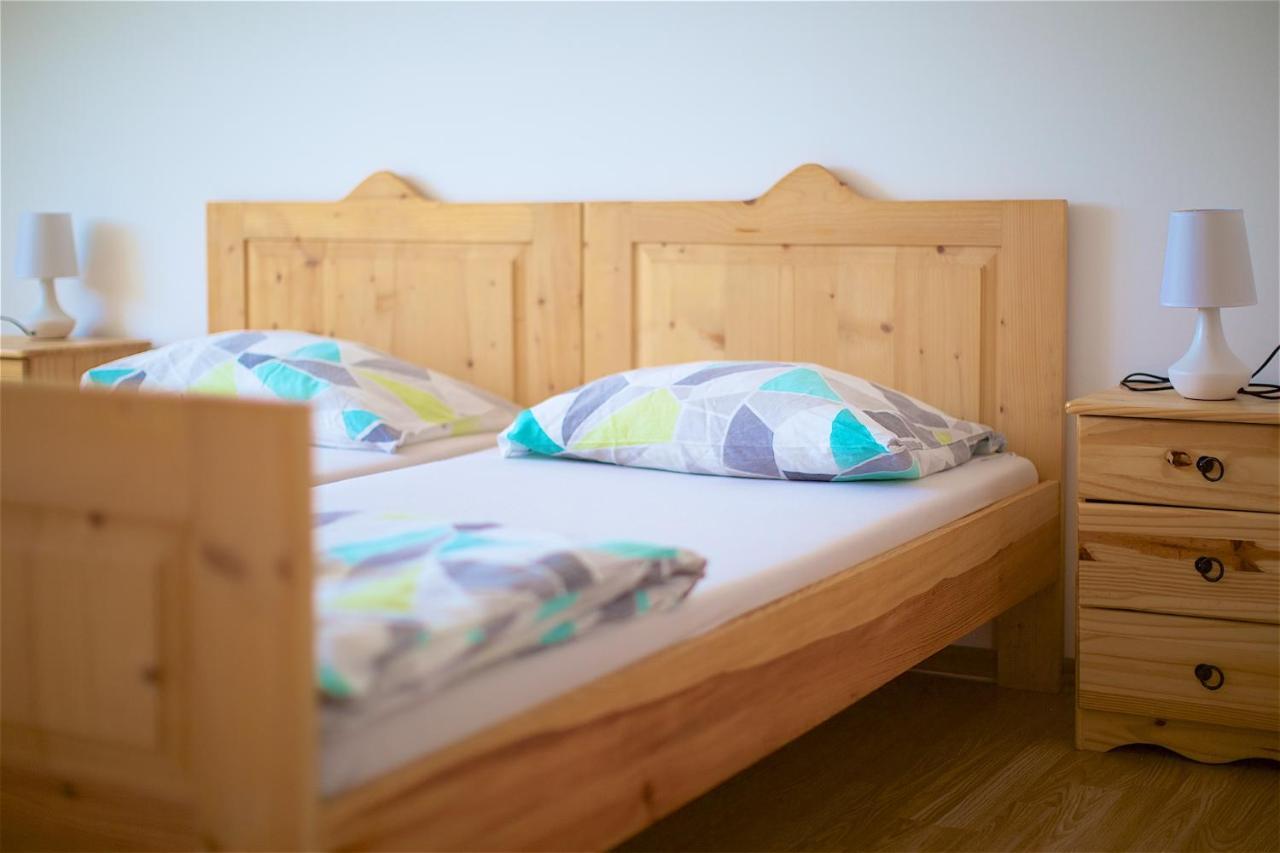 Jirsovci Tourist Farm Apartments Lovrec מראה חיצוני תמונה
