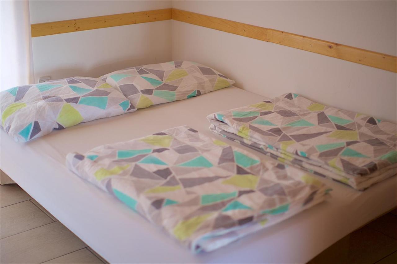 Jirsovci Tourist Farm Apartments Lovrec מראה חיצוני תמונה