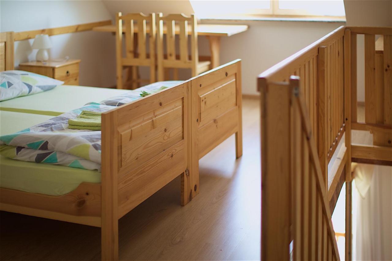 Jirsovci Tourist Farm Apartments Lovrec מראה חיצוני תמונה